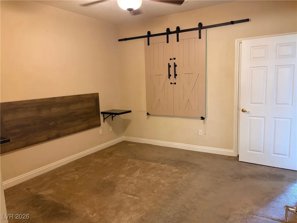 8000 Badura, Las Vegas, NV 89113