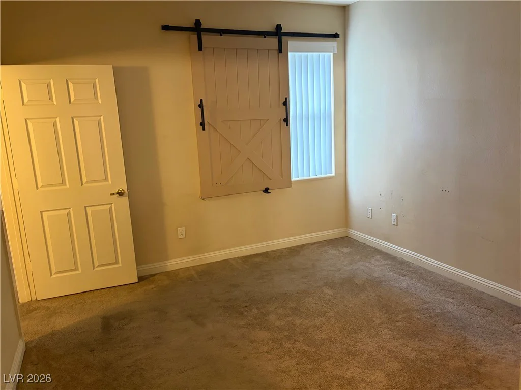 8000 Badura, Las Vegas, NV 89113
