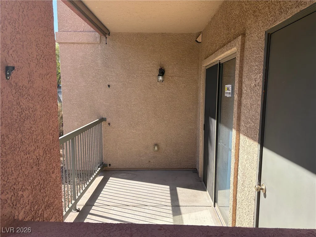 8000 Badura, Las Vegas, NV 89113