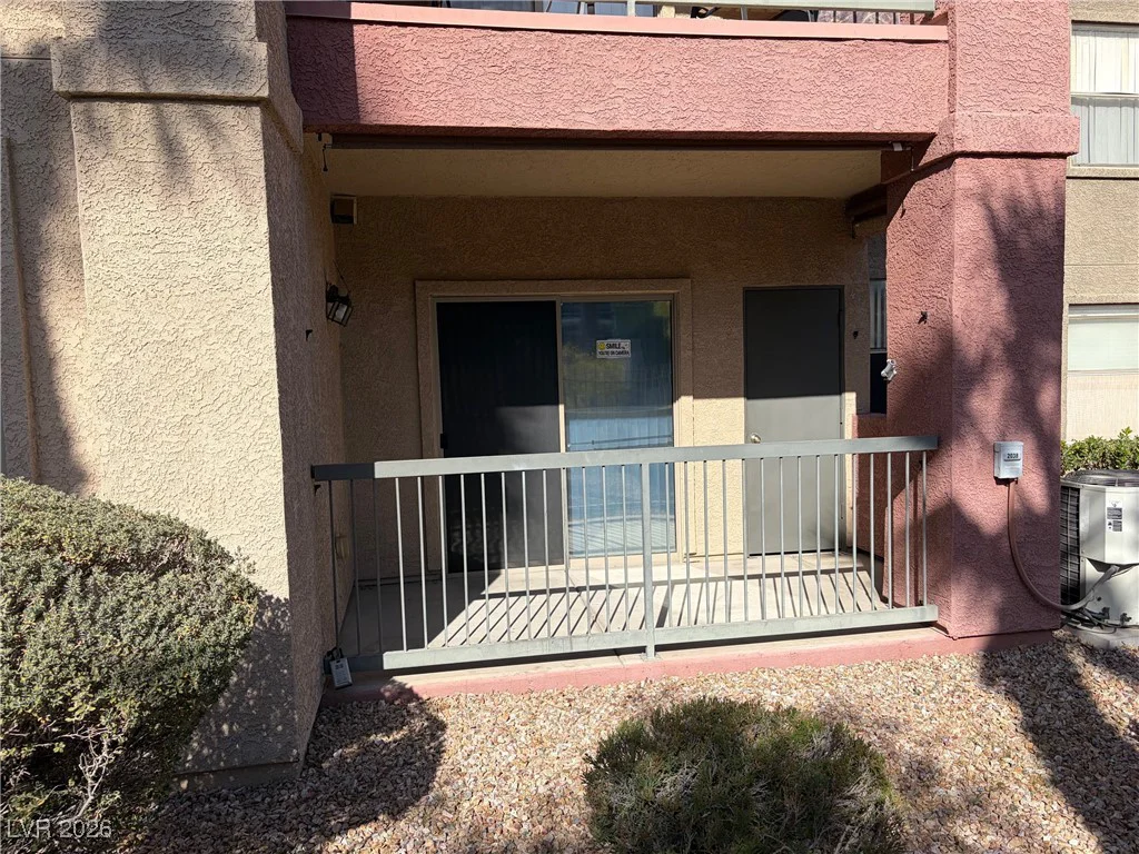 8000 Badura, Las Vegas, NV 89113