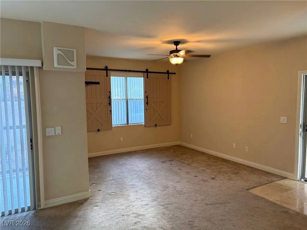 8000 Badura, Las Vegas, NV 89113