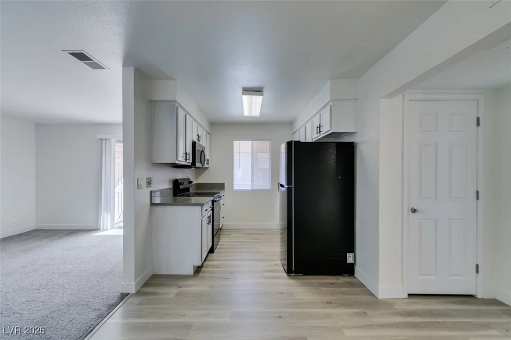 5260 River Glen, Las Vegas, NV 89103