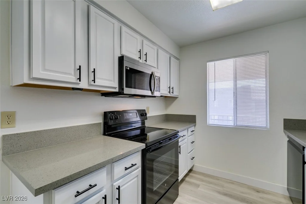 5260 River Glen, Las Vegas, NV 89103