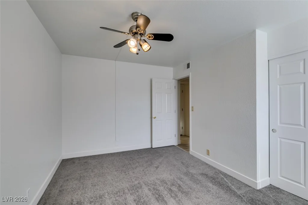 5260 River Glen, Las Vegas, NV 89103