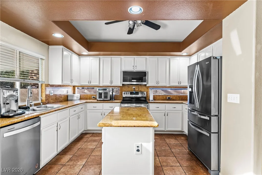 2007 Silver Whisper, Las Vegas, NV 89183