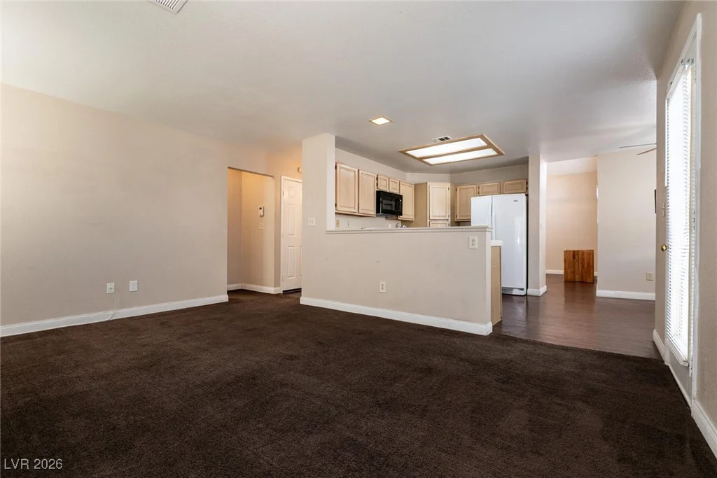 6442 Crystal Dew, Las Vegas, NV 89118