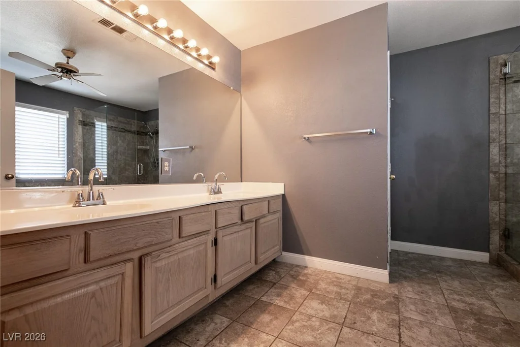 6442 Crystal Dew, Las Vegas, NV 89118