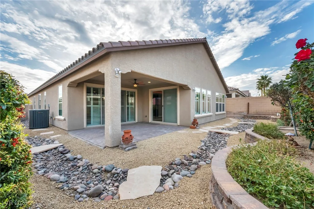 9946 Peaceful Peaks, Las Vegas, NV 89166