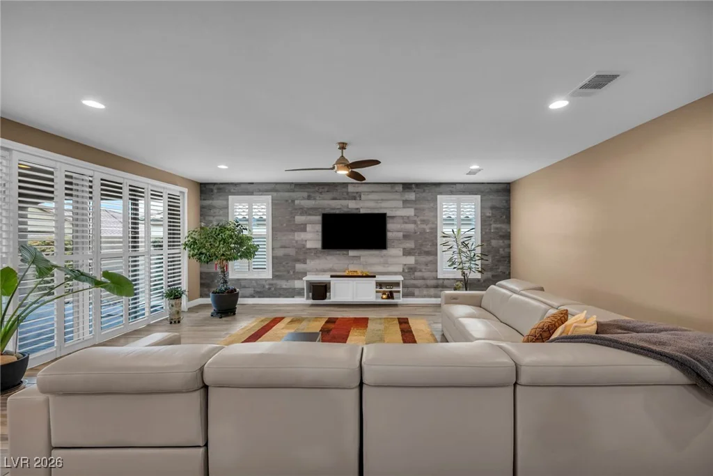 9946 Peaceful Peaks, Las Vegas, NV 89166