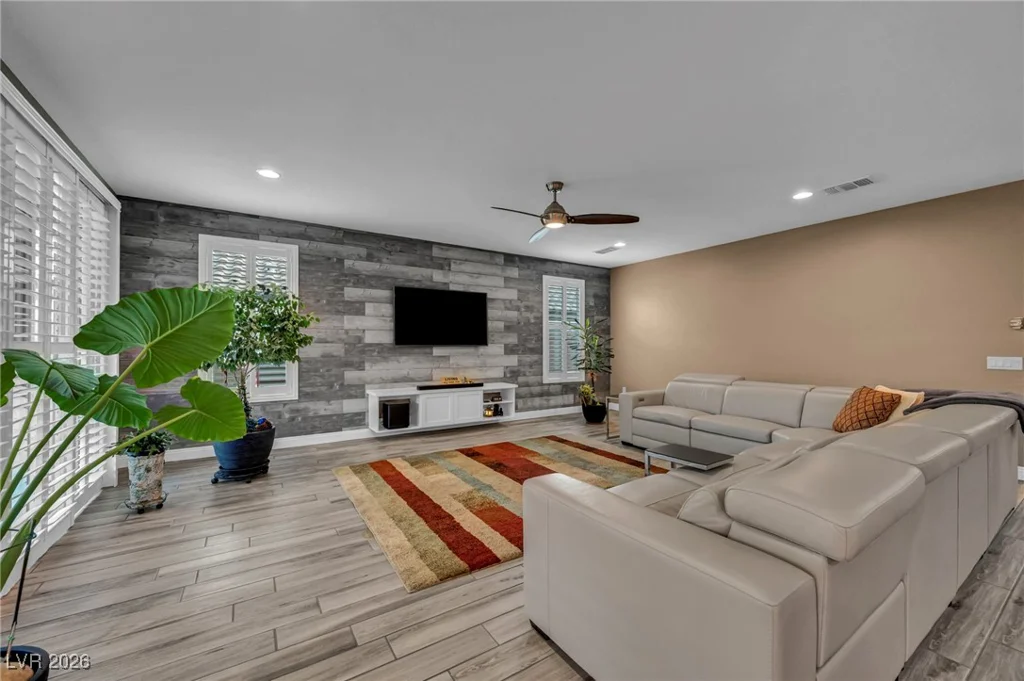 9946 Peaceful Peaks, Las Vegas, NV 89166