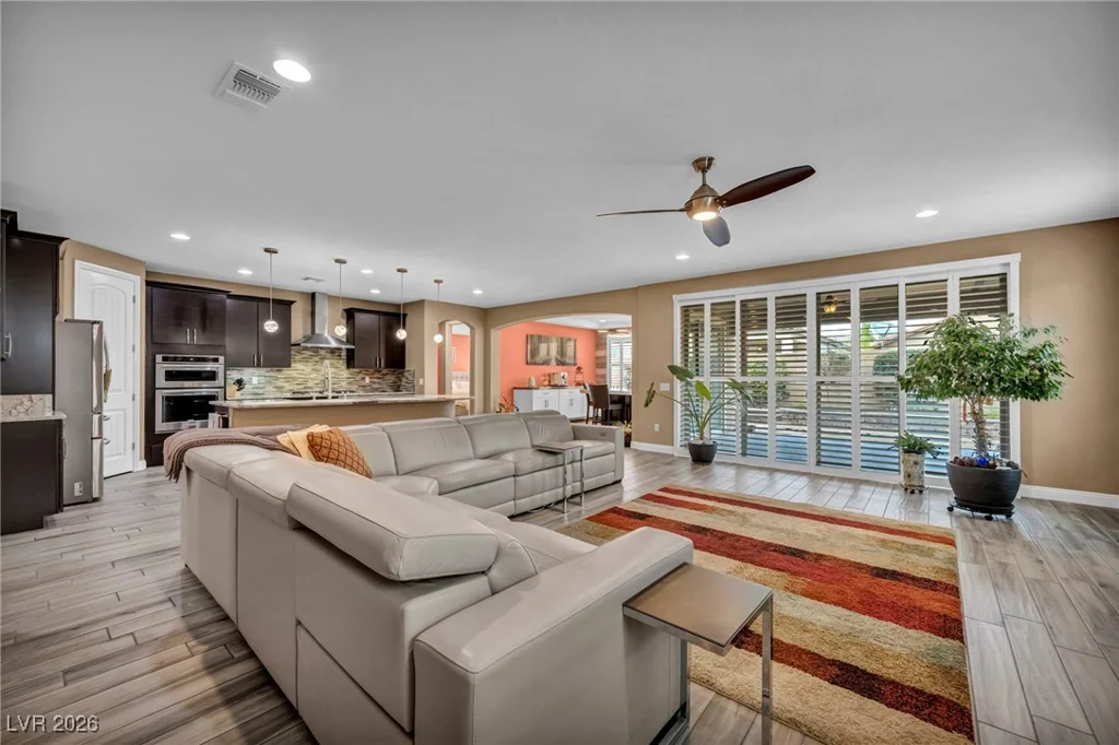 9946 Peaceful Peaks, Las Vegas, NV 89166