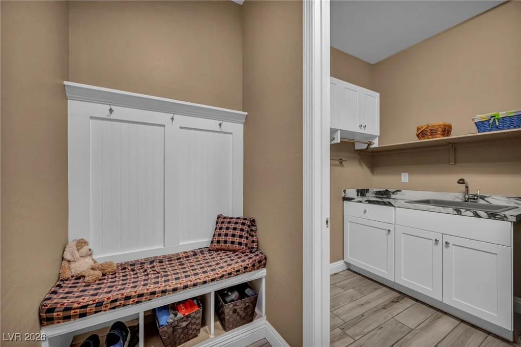 9946 Peaceful Peaks, Las Vegas, NV 89166