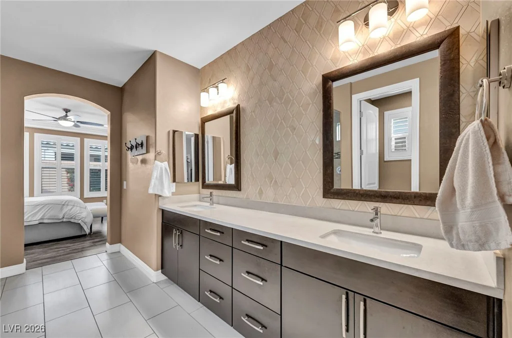9946 Peaceful Peaks, Las Vegas, NV 89166