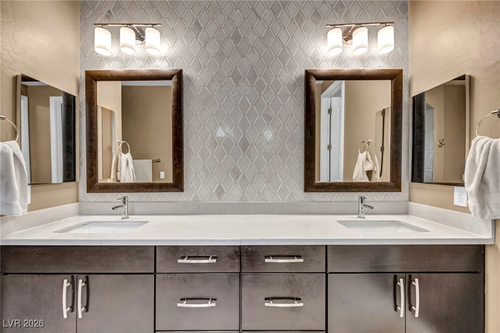9946 Peaceful Peaks, Las Vegas, NV 89166