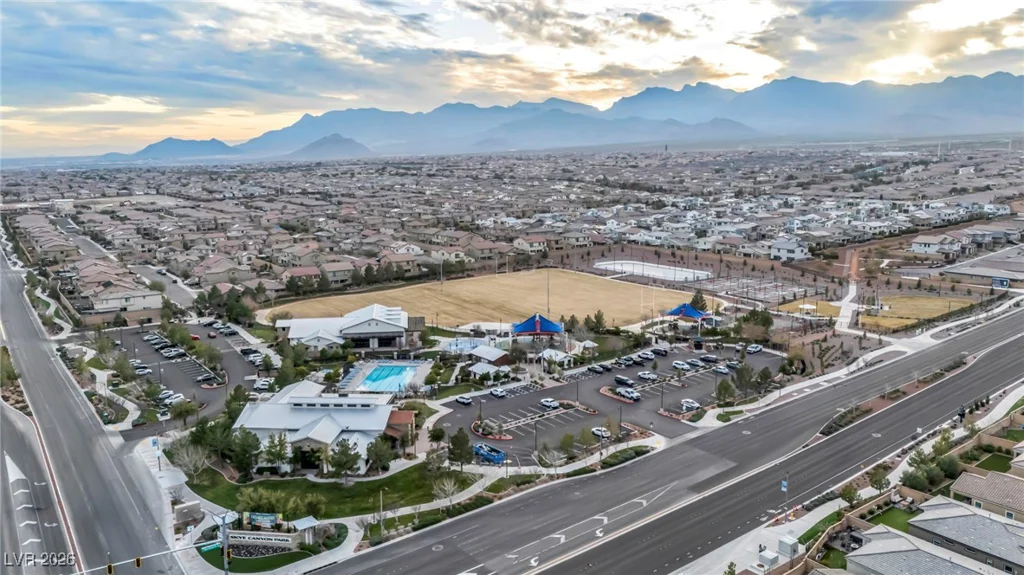 9946 Peaceful Peaks, Las Vegas, NV 89166