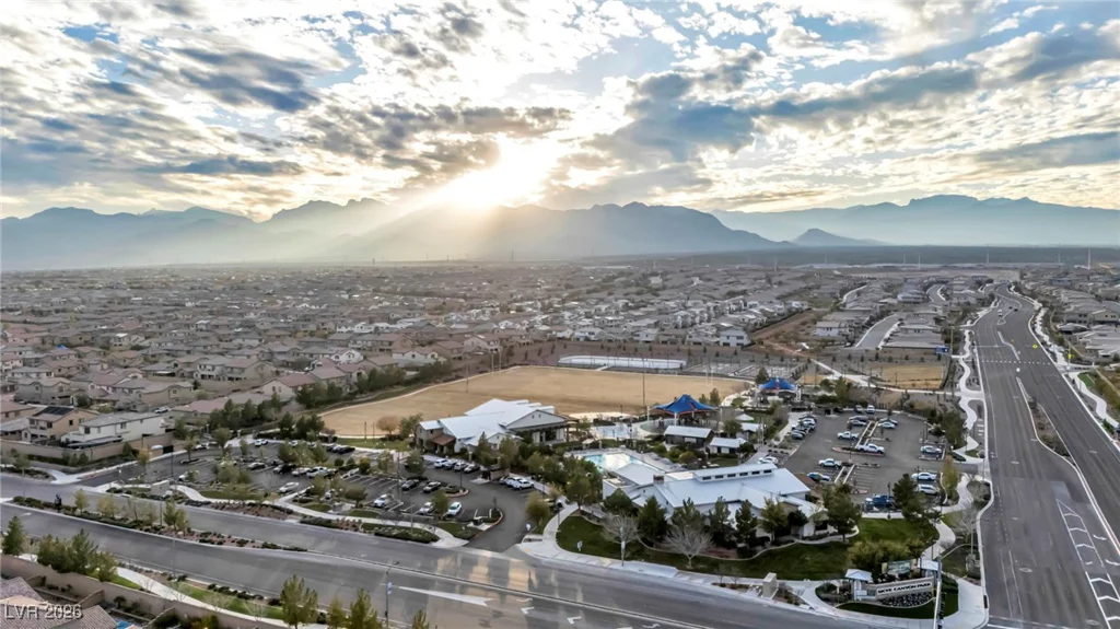 9946 Peaceful Peaks, Las Vegas, NV 89166