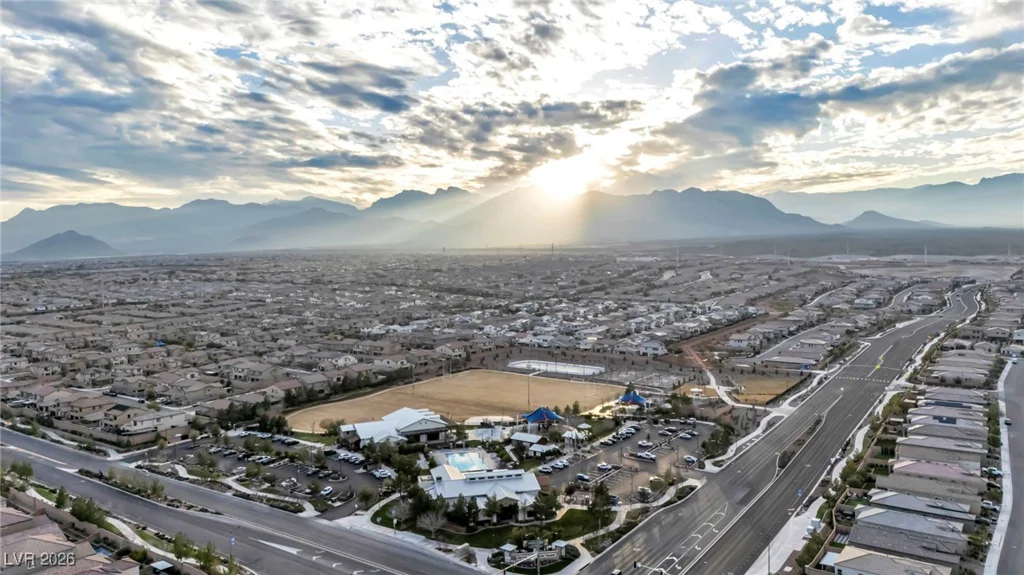 9946 Peaceful Peaks, Las Vegas, NV 89166