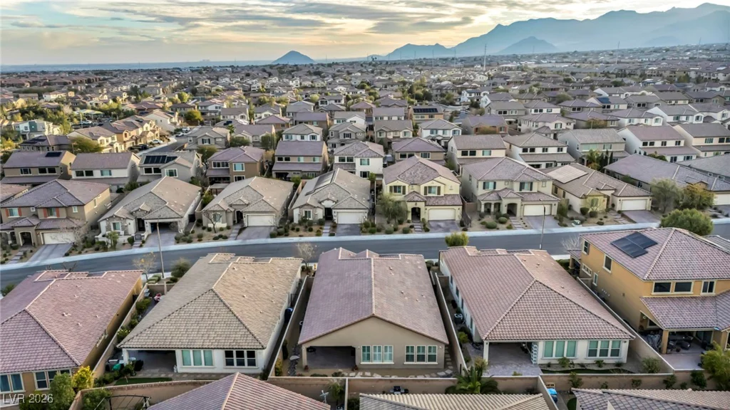 9946 Peaceful Peaks, Las Vegas, NV 89166