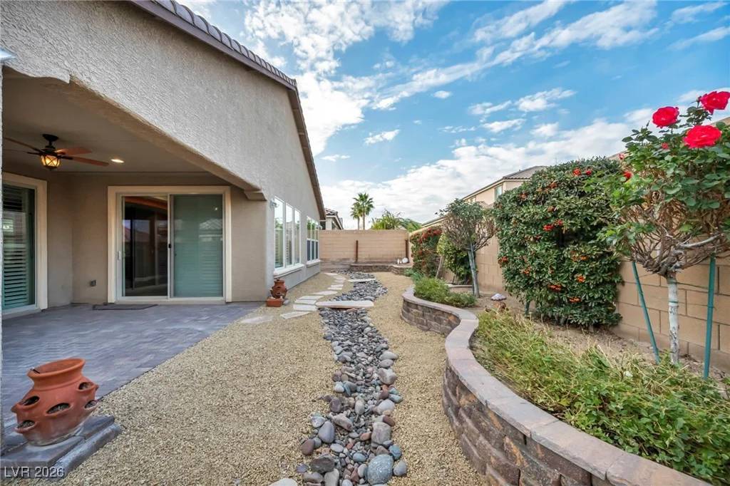 9946 Peaceful Peaks, Las Vegas, NV 89166