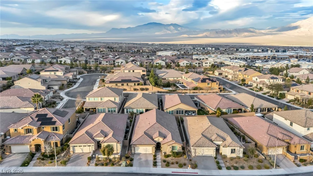 9946 Peaceful Peaks, Las Vegas, NV 89166