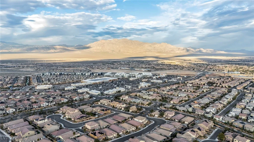 9946 Peaceful Peaks, Las Vegas, NV 89166