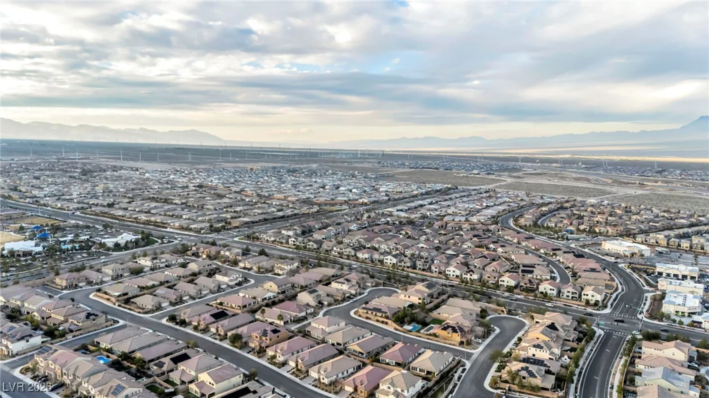 9946 Peaceful Peaks, Las Vegas, NV 89166