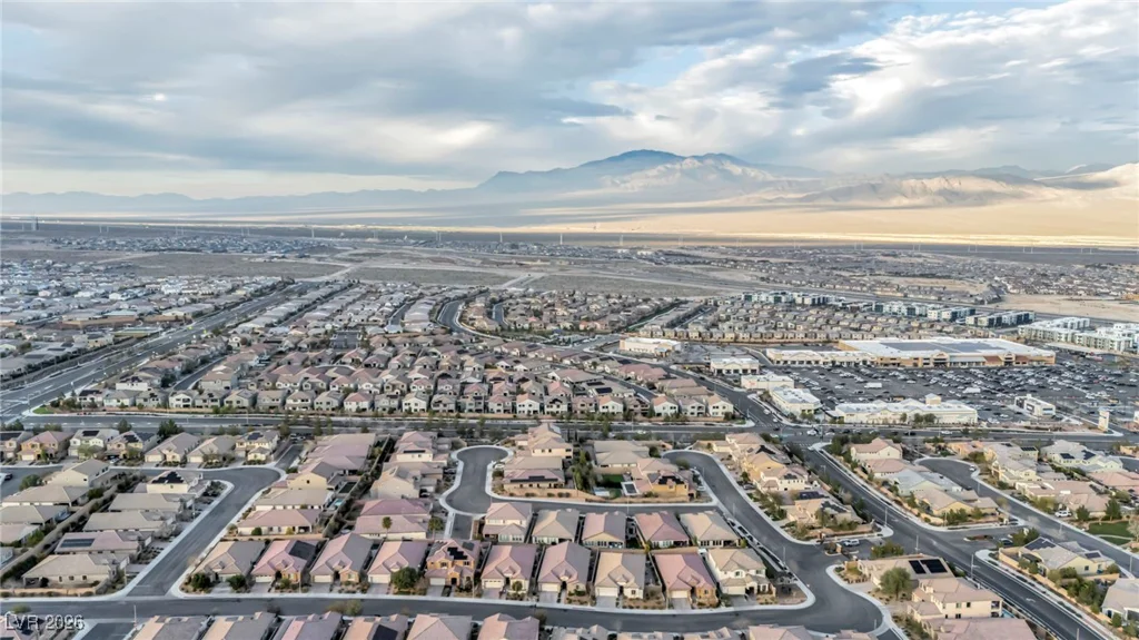 9946 Peaceful Peaks, Las Vegas, NV 89166