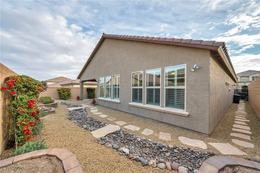 9946 Peaceful Peaks, Las Vegas, NV 89166