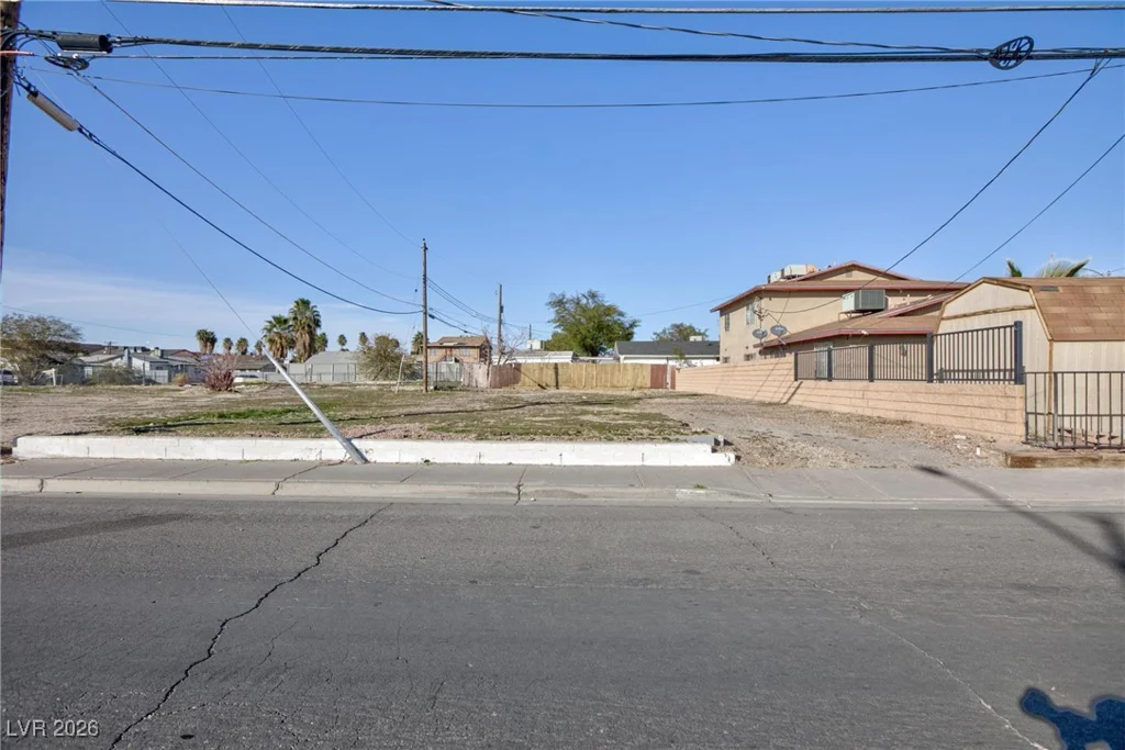 108 Tonopah, North Las Vegas, NV 89030