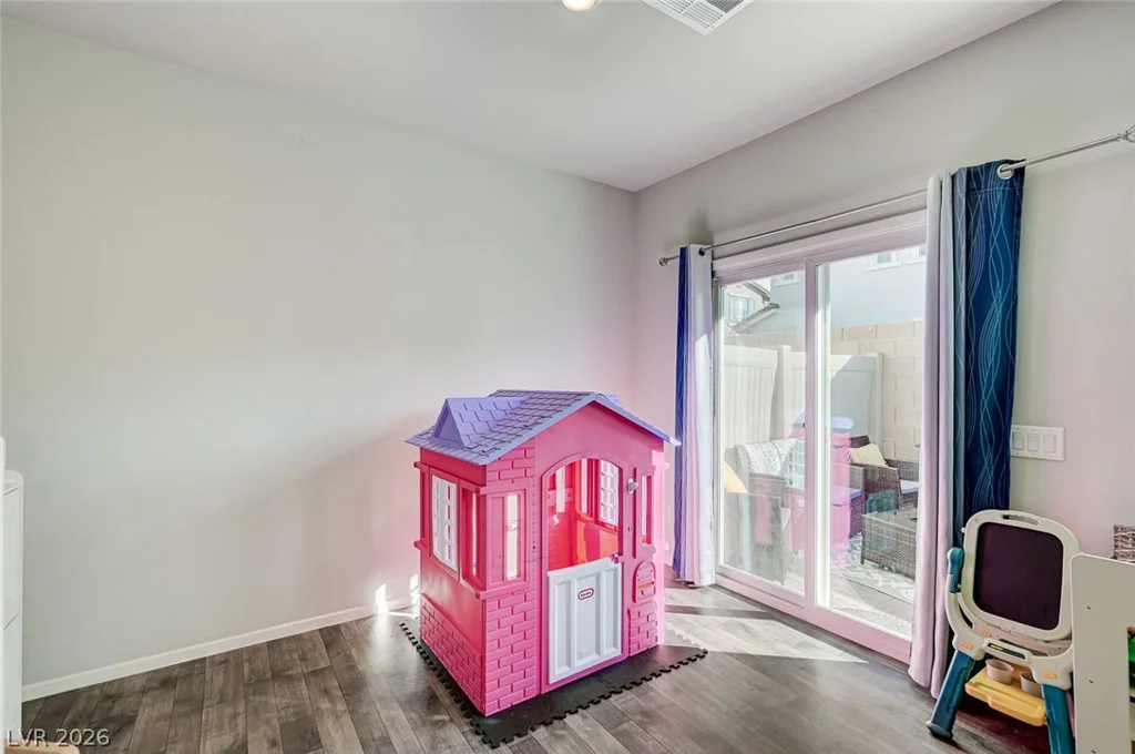 4635 Ridgeley, North Las Vegas, NV 89084