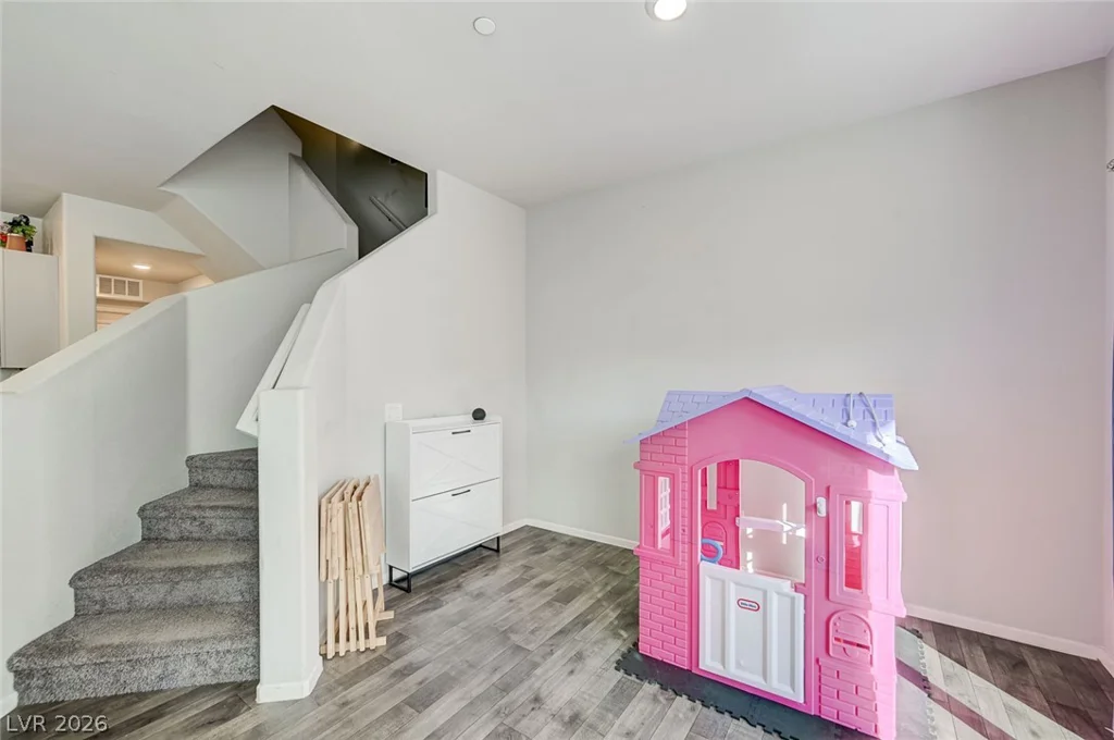 4635 Ridgeley, North Las Vegas, NV 89084