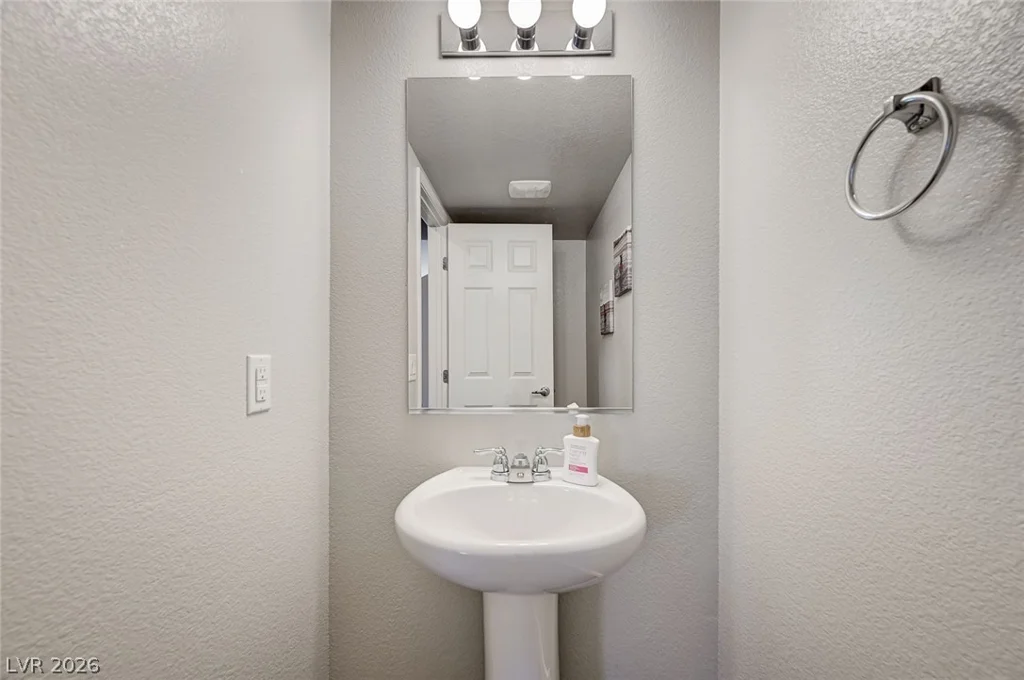 4635 Ridgeley, North Las Vegas, NV 89084