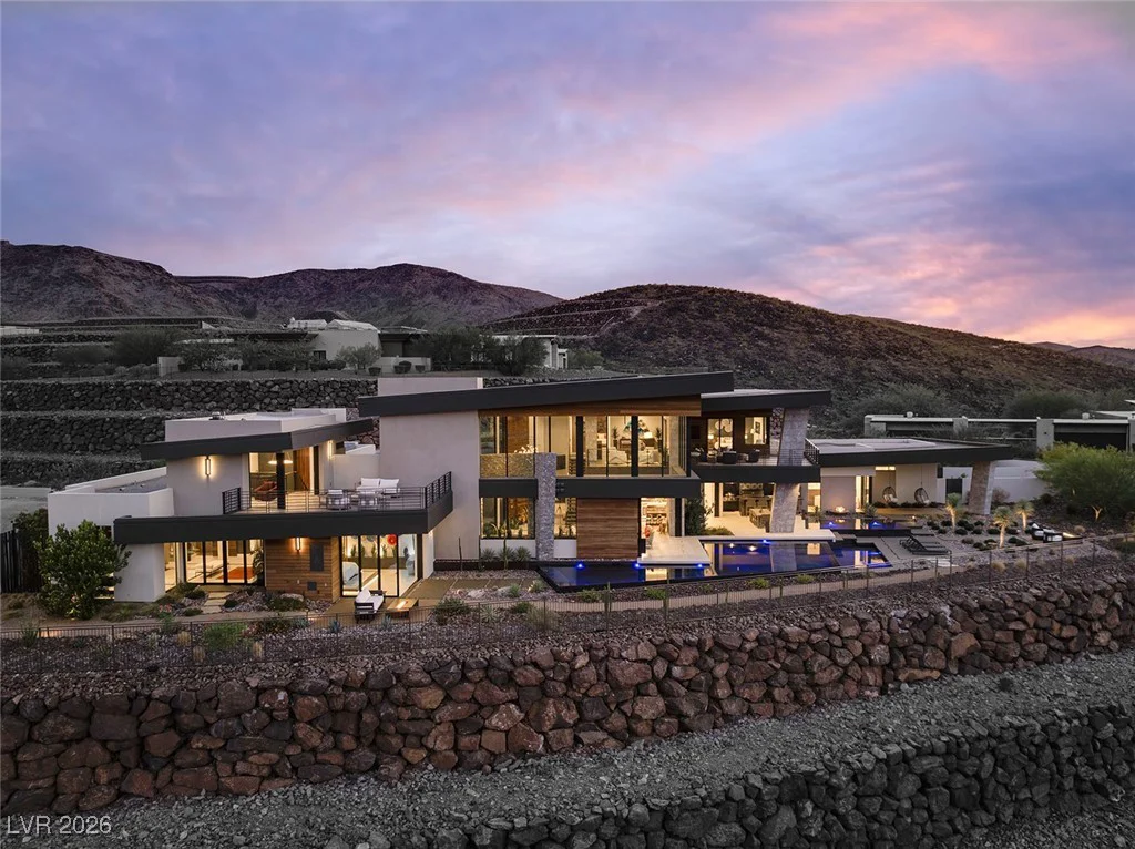 6 Vista Crescent, Henderson, NV 89012