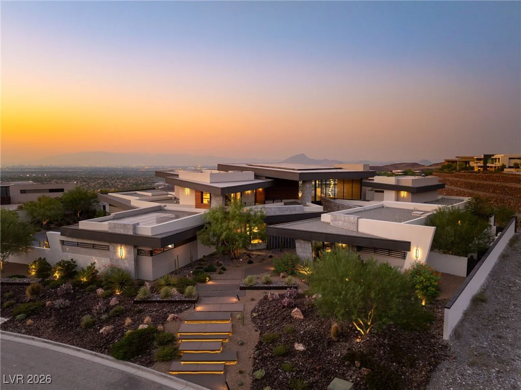 6 Vista Crescent, Henderson, NV 89012