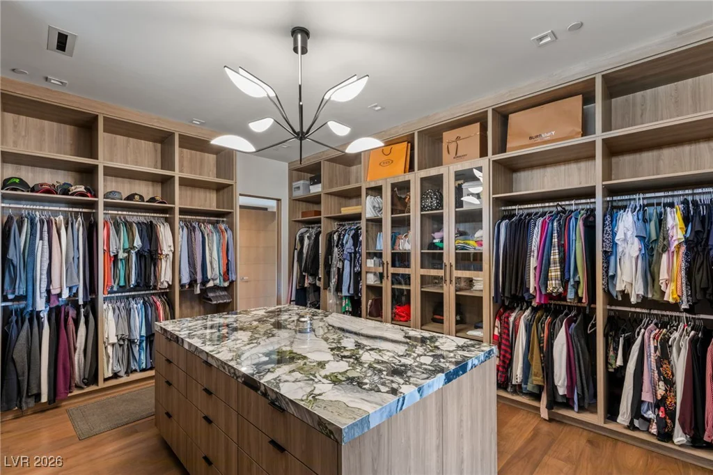 6 Vista Crescent, Henderson, NV 89012