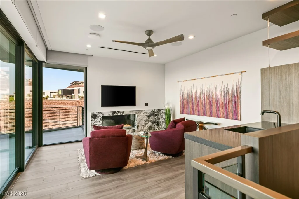 6 Vista Crescent, Henderson, NV 89012