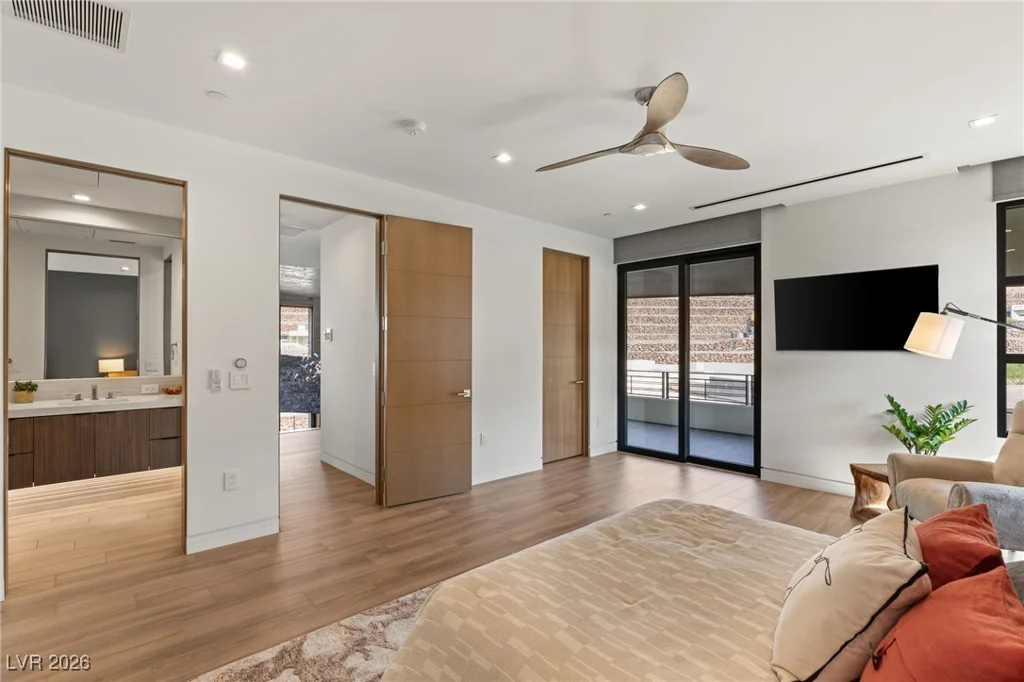 6 Vista Crescent, Henderson, NV 89012