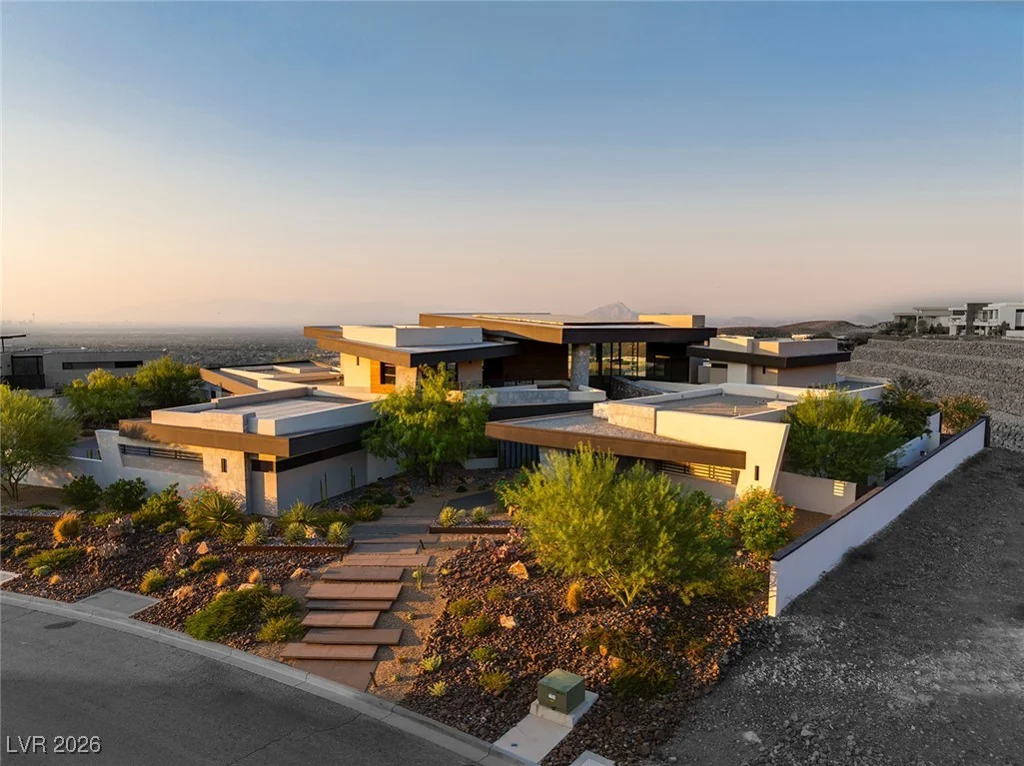 6 Vista Crescent, Henderson, NV 89012
