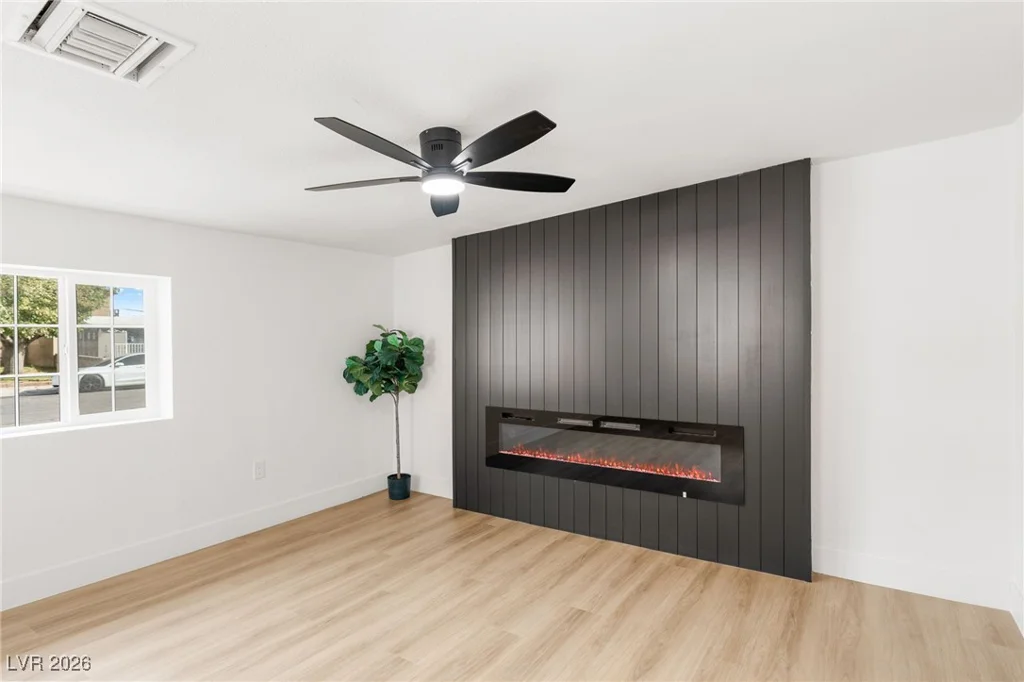 1305 Sattes, Las Vegas, NV 89101