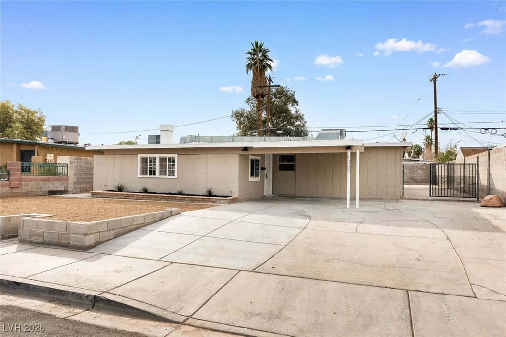 1305 Sattes, Las Vegas, NV 89101