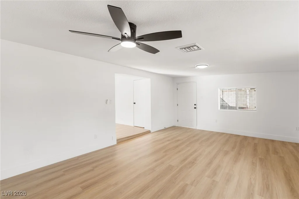 1305 Sattes, Las Vegas, NV 89101