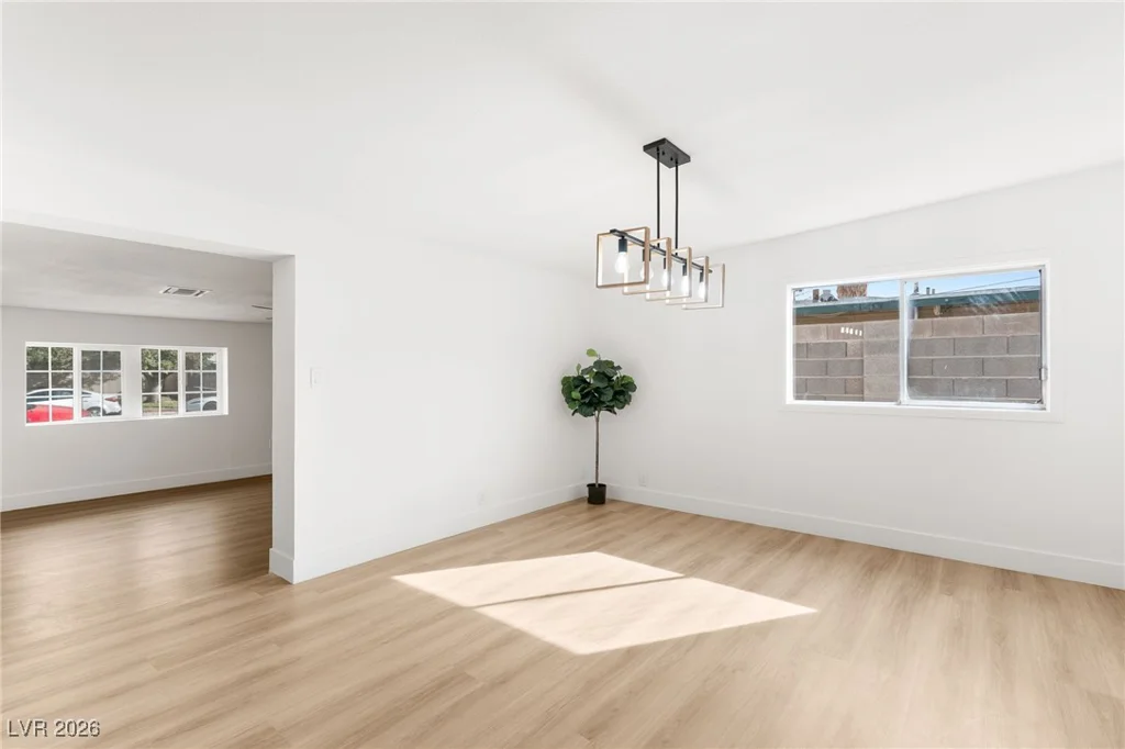 1305 Sattes, Las Vegas, NV 89101