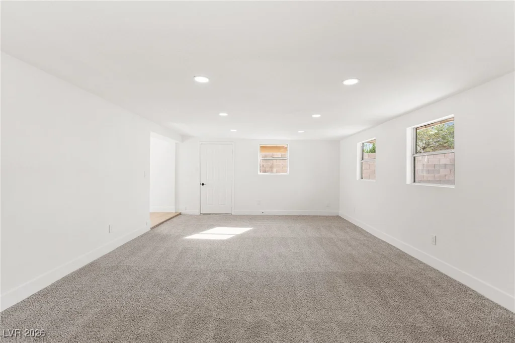 1305 Sattes, Las Vegas, NV 89101