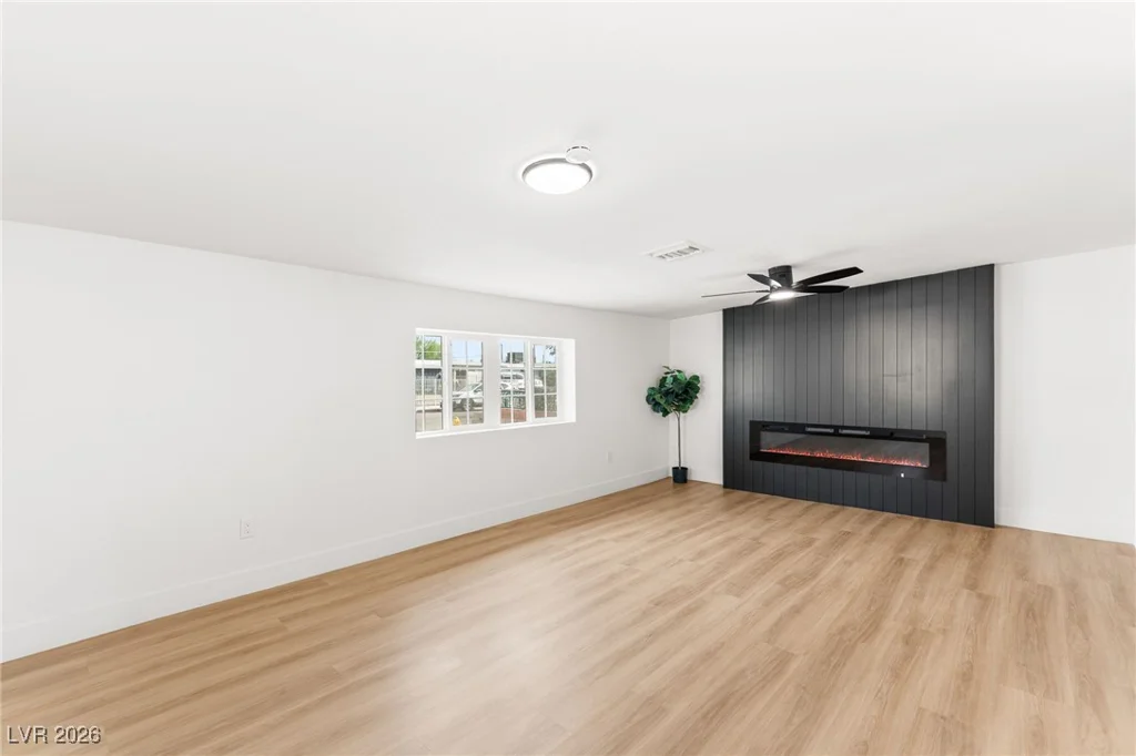 1305 Sattes, Las Vegas, NV 89101