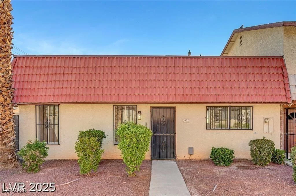 3907 Torsby, Las Vegas, NV 89119