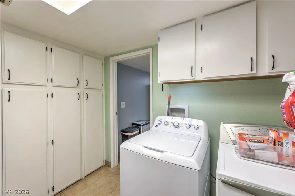 1833 Palo Alto, Las Vegas, NV 89108