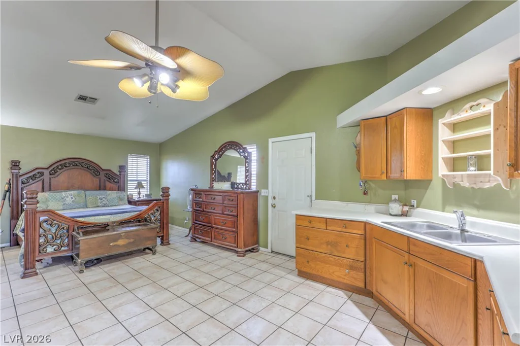 1833 Palo Alto, Las Vegas, NV 89108