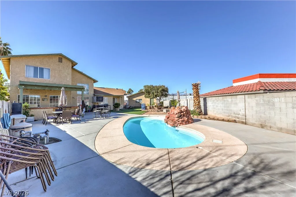 1833 Palo Alto, Las Vegas, NV 89108