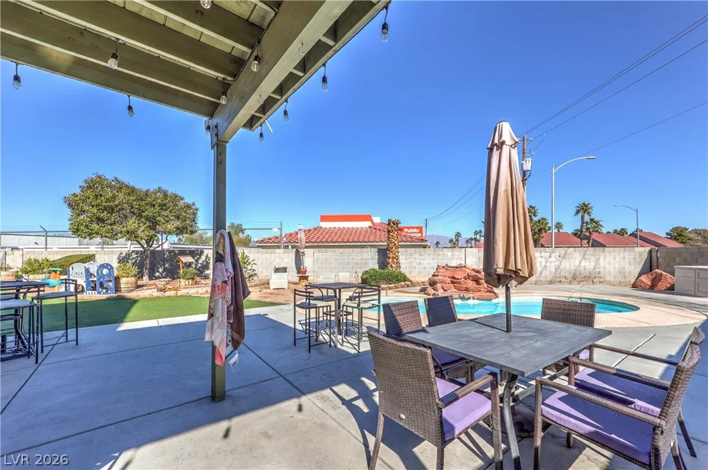 1833 Palo Alto, Las Vegas, NV 89108