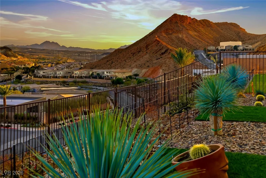 42 Sand Star, Henderson, NV 89011